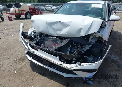 2024 Hyundai Elantra Sel from USA, damaged, VIN KMHLS4DG0RU646968